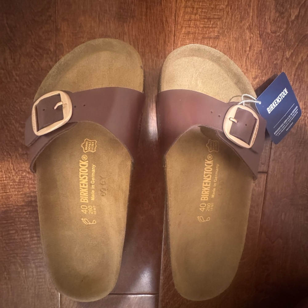 NWT Birkenstock Madrid Brown Buckle Sandals